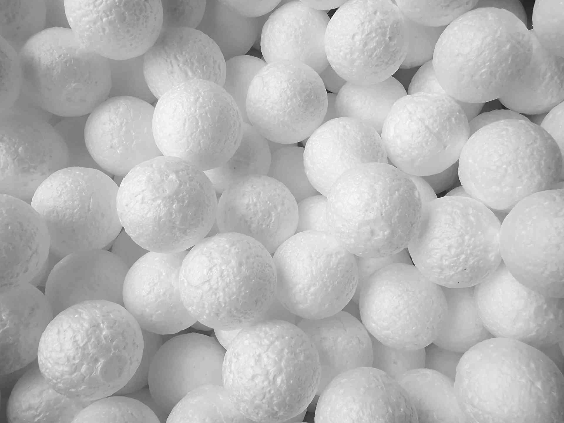 Você sabia que o EPS Isopor® já foi uma marca registrada da BASF e que o seu verdadeiro nome é Poliestireno Expandido?